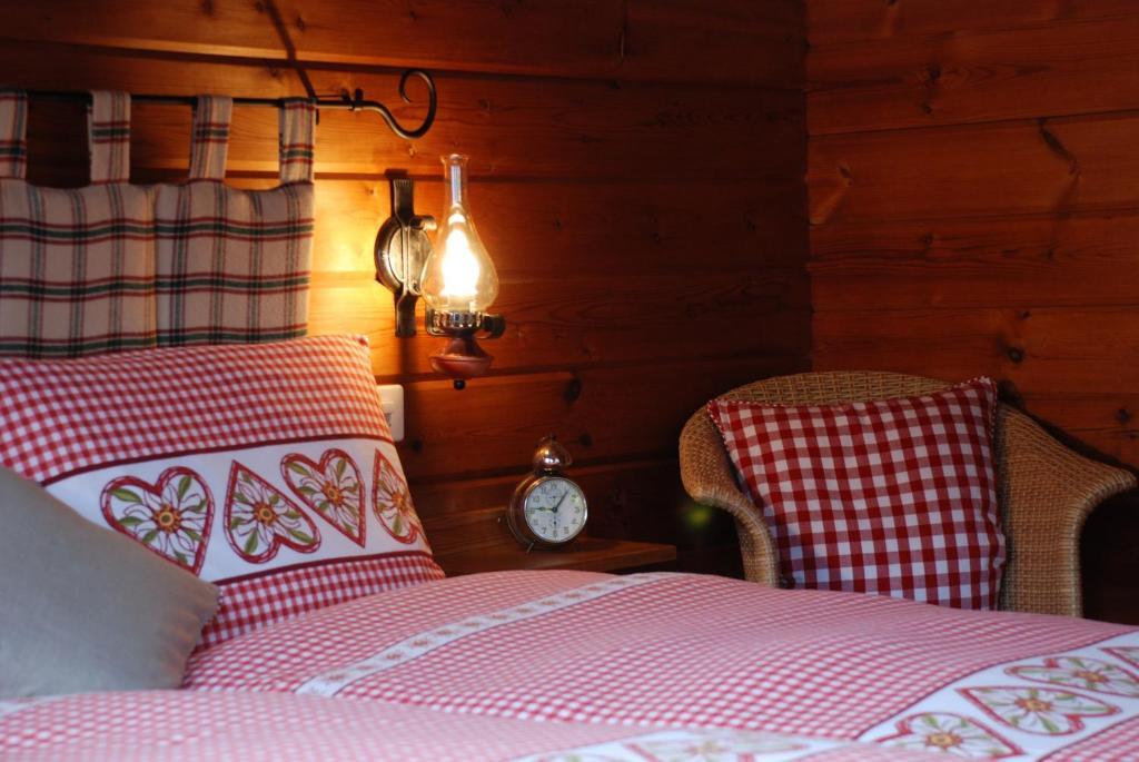 Salzano Basic Rooms Interlaken Unterseen Zimmer foto